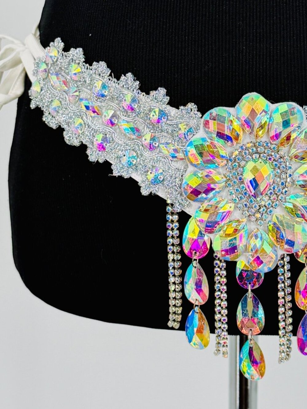 Silver Crystal Rhinestone Bra & Belt Set | Samba Coachella Rave Festival Dancer - Picture 5 of 13